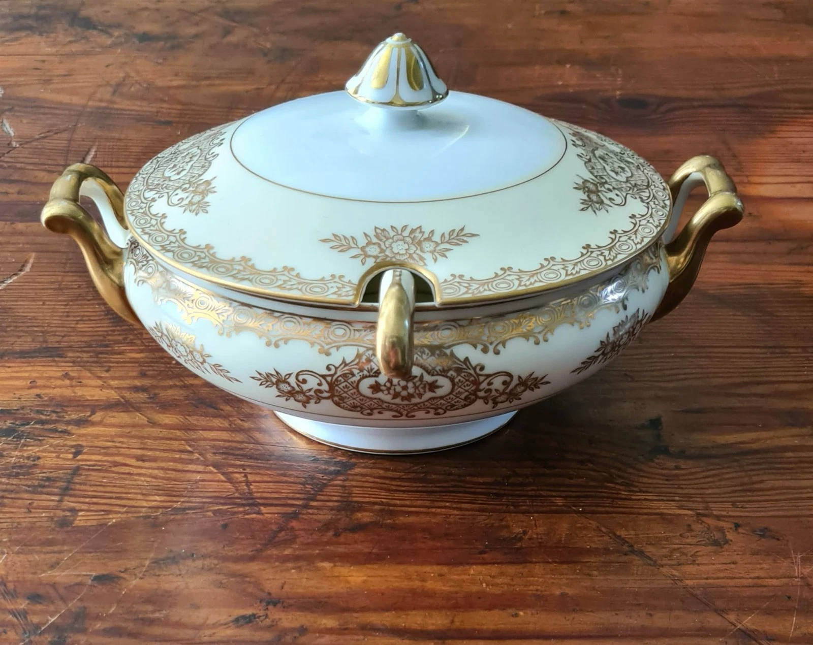 Lovely Vintage Noritake Sauce Dish with Lid and Ladle Richly Decorated in Gold
