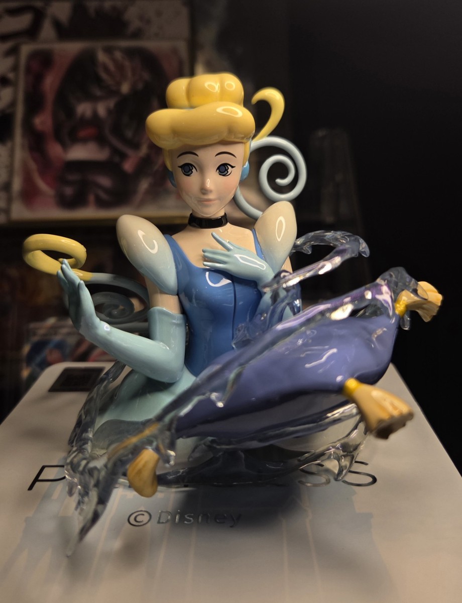 Cinderella- 52Toys x Disney Princess Art Gallery Series 2
