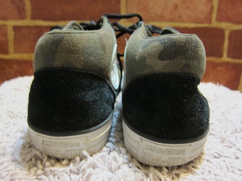 UNISEX CONVERSE ALL STAR CHUCK TAYLOR BLACK AND CAMO MENS 7 WOMENS 9 775 - Picture 6 of 9