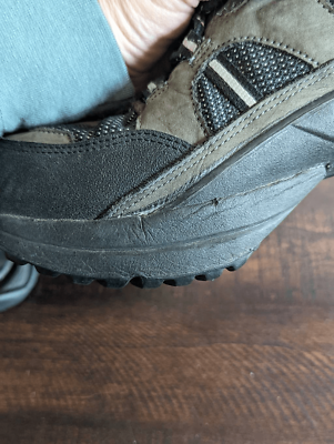 Z-Coil High Desert Gray and Black Hiking Boots Pain Relief 