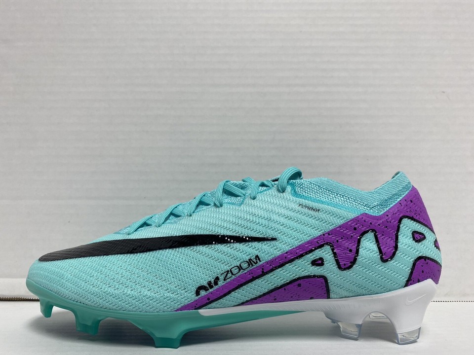 turquoise nike soccer cleats
