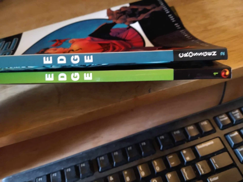 Cómics de novela gráfica EDGE VOL 1 y Vol 2 CROSSGEN Trade de bolsillo Foto 3 de 4