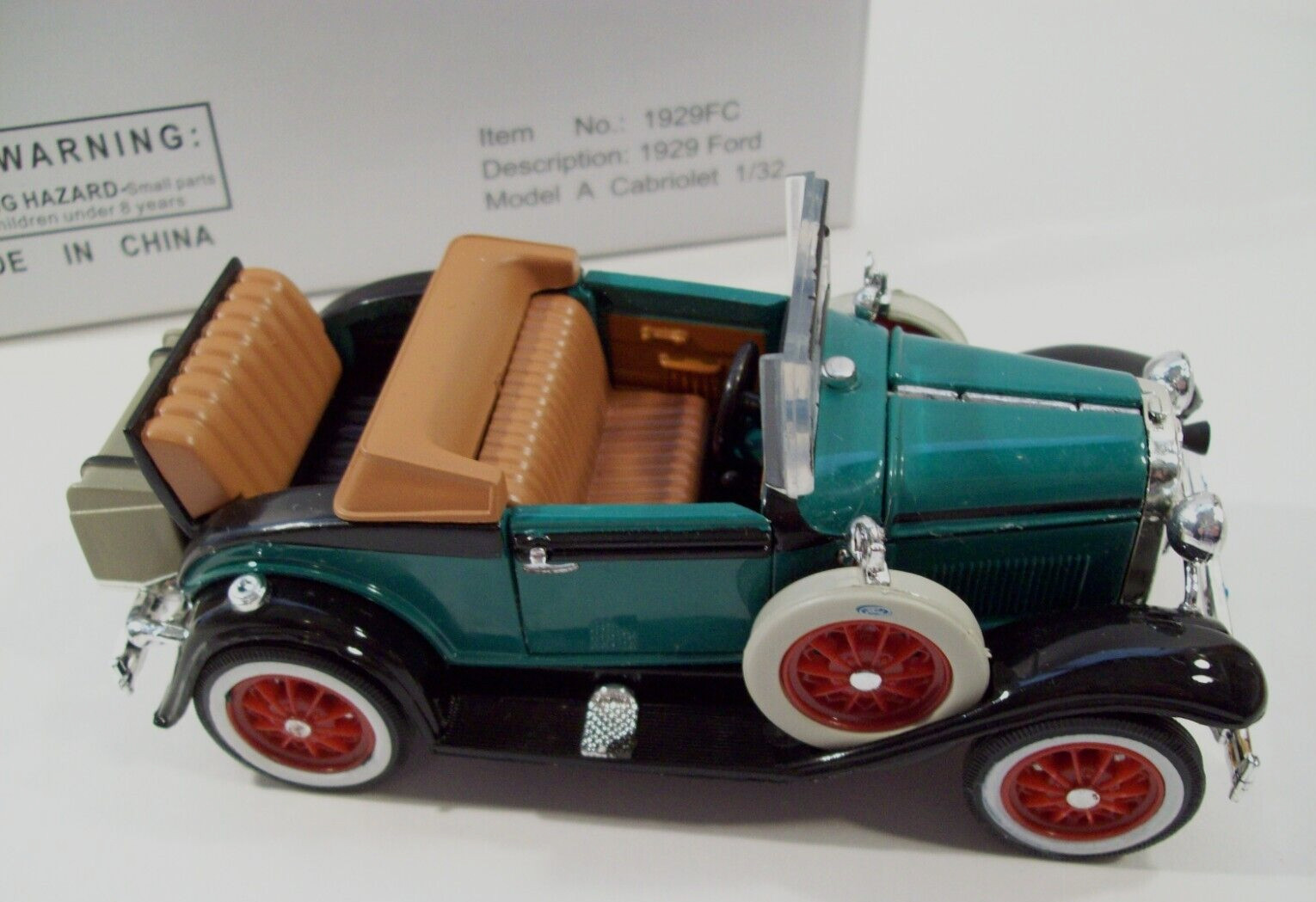 Arko 1929 Ford Model A Cabriolet Die-Cast Car, 1:32 Scale, COA