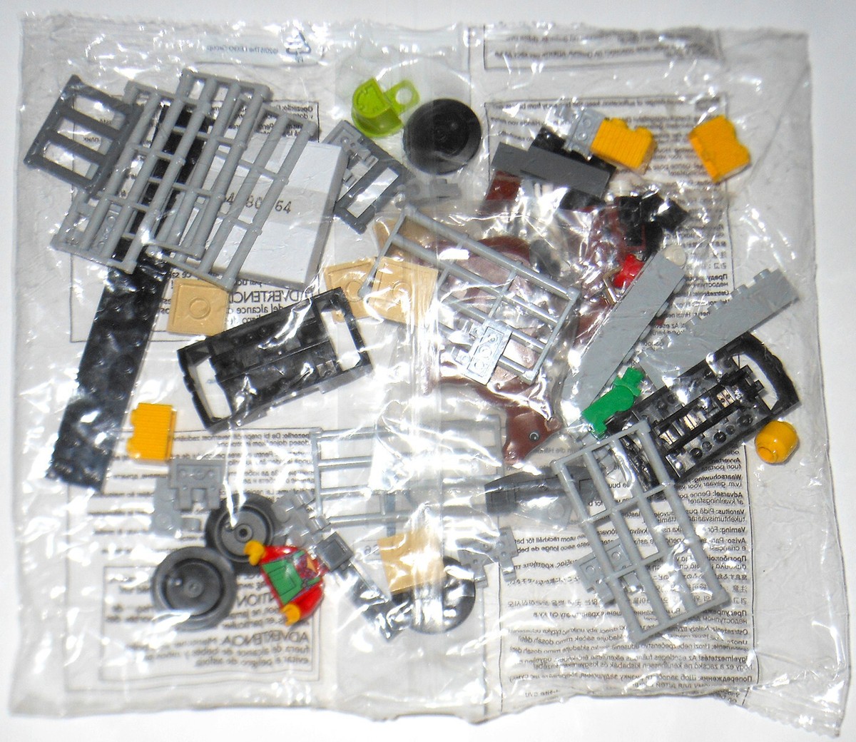LEGO 60052 Cargo Train: ALL 8 NEW SEALED NUMBERED BAGS most of set