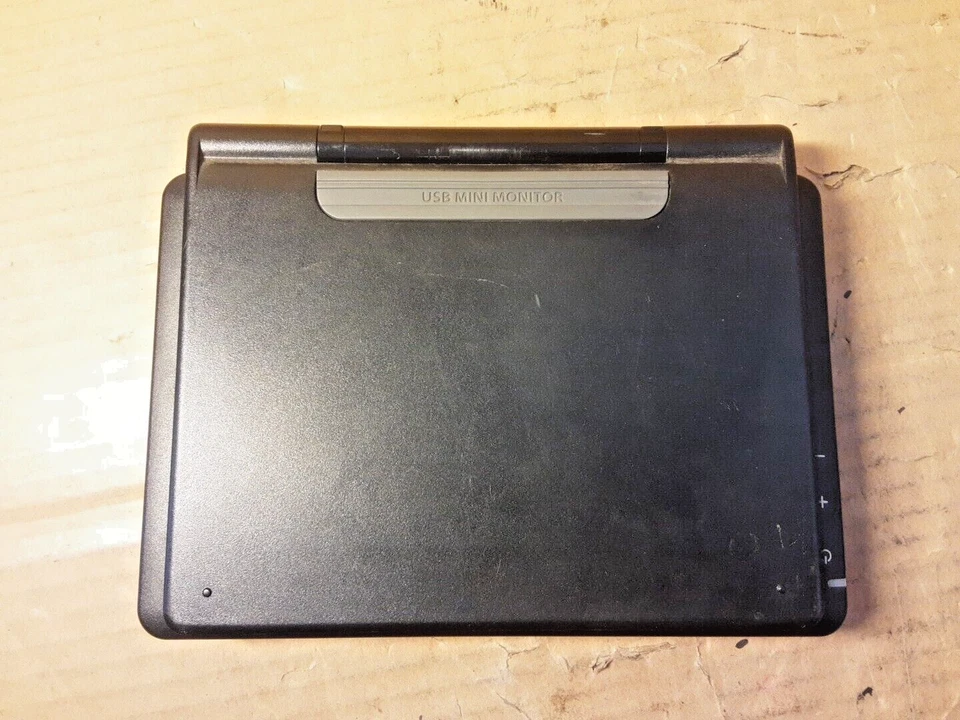 Mimo UM-720S 7Inch LCD Resistive Touch Screen Mini Monitor USBFully Working Gen2 - Image 4 of 4