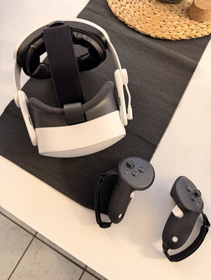 Meta Quest 3s VR-Headset mit Rechnung 1 Jahr und Kiwi Akku Strap OVP