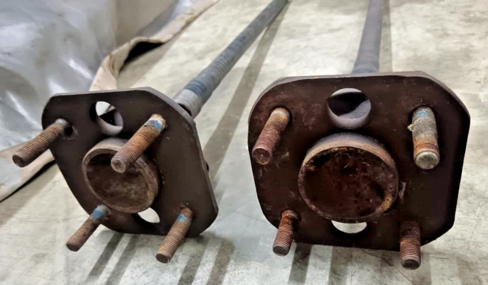 TOYOTA Starlet KP60/61 81-84 Rear Axle Drive Shaft Right & Left (Pair) - Image 2 of 4