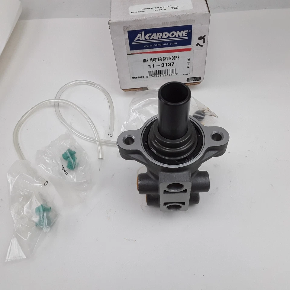 Cilindro maestro de freno Cardone 11-3137 Reman para Nissan Murano 2003-2005 Foto 3 de 4