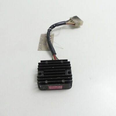 Yamaha XJ 600 900 XS 400 Regler Ladestromregler Lichtmaschine regulatore  B1301