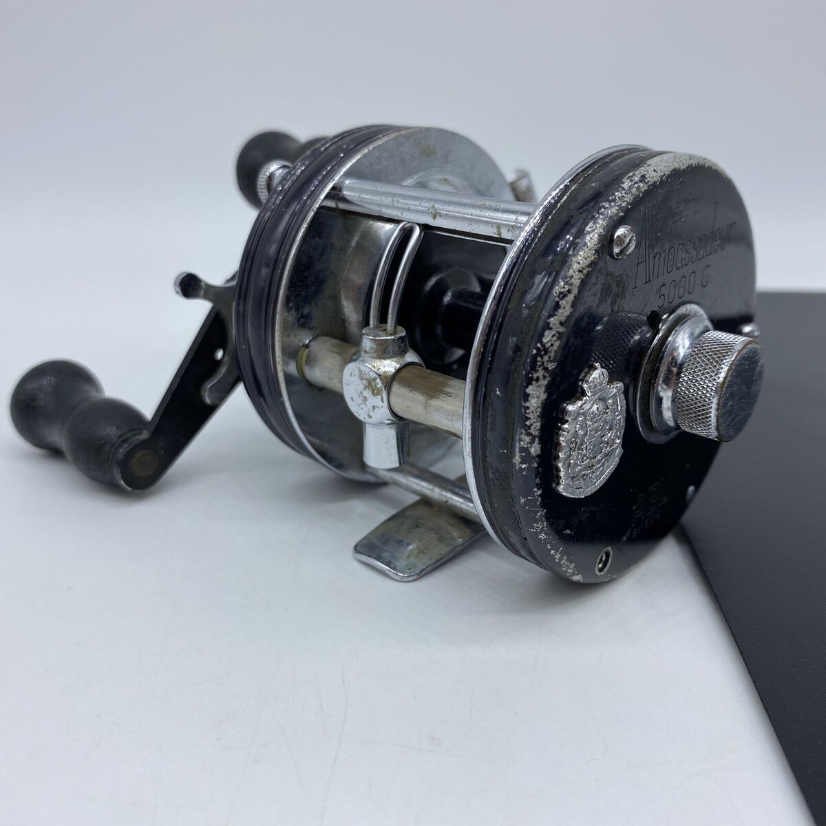 Vintage Abu Garcia Ambassadeur 5000C Baitcaster Reel 760303 Black Vintage Abu Garcia Ambassadeur 5000C Baitcaster Reel 760303 Black