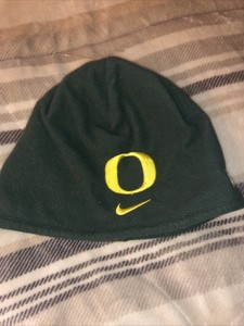 Oregon Ducks Winter Beanie Nike Reversible Fleece Sewn Stitch Logo Yellow Swoosh | eBay
