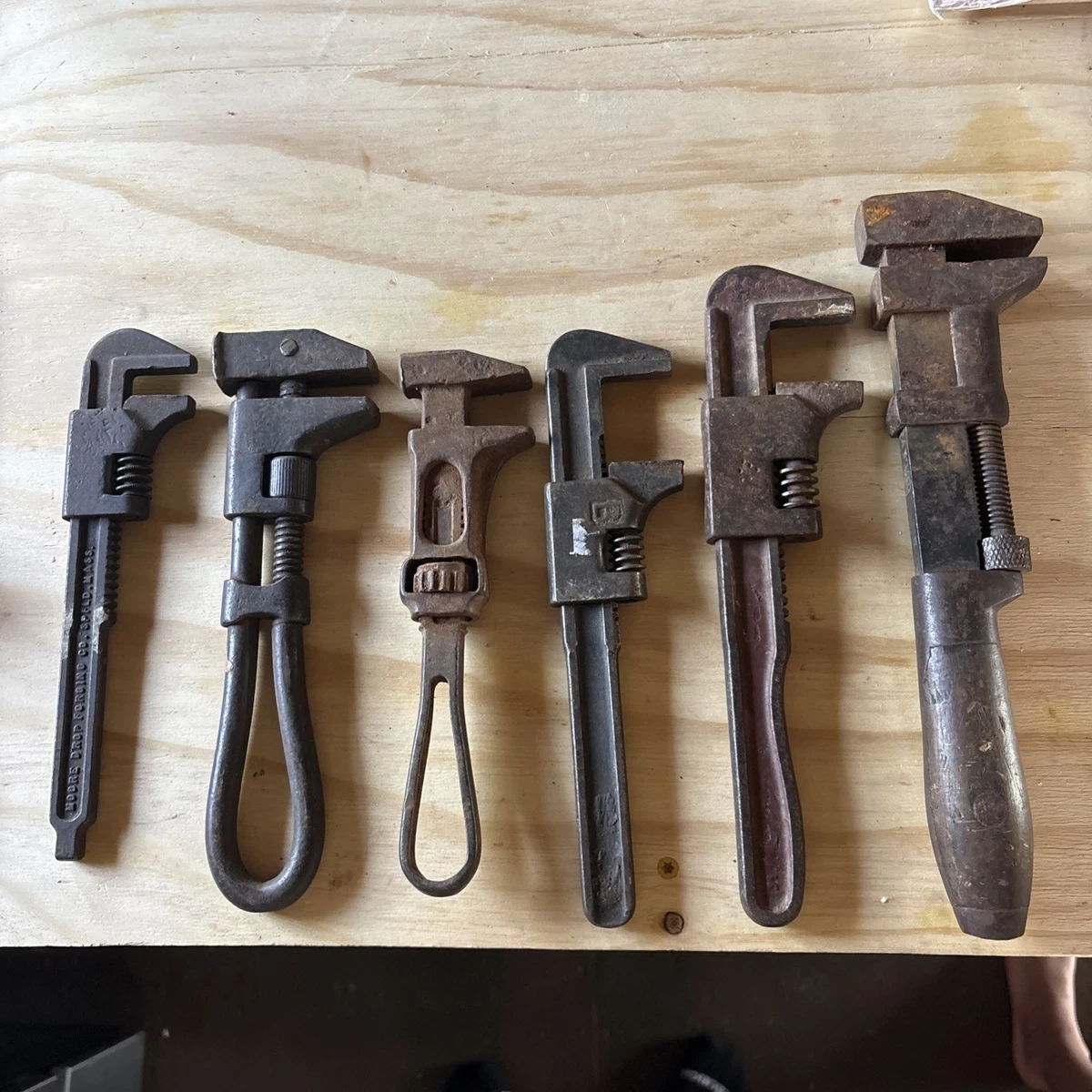 工芸品 VINTAGE 36 Inch PIPE WRENCH NAKANIPPON URREA 12 in. Long Heavy Duty Iron Pipe Wrench 812HD - The Home Depot