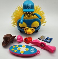 Noomie - Yellow Blue Face with Blue Hair-Inte...