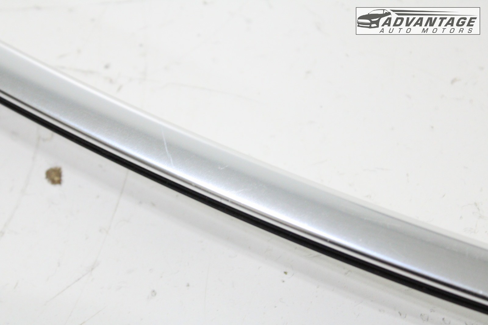 2014-2020 MASERATI QUATTROPORTE LEFT SIDE WINDOW ROOF MOLDING COVER PANEL OEM