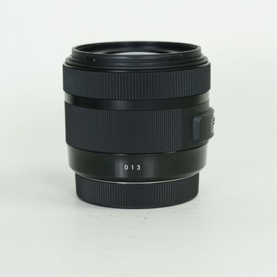 SIGMA 30mm F1.4 DC HSM Art for Canon EF-S mount 811033