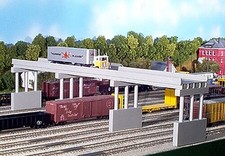 Rix Modern 50' Highway Overpass Railings 4 - Model Railroad Bridge - HO Scale