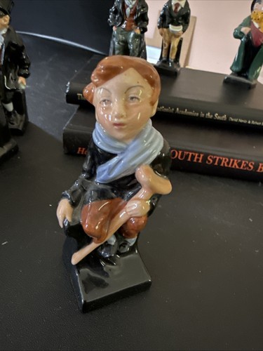 Vintage Royal Doulton Charles Dickens Character Figurines Lot Of 18 RARE Estate - Picture 21 of 24