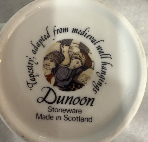 Dunoon Stoneware Coffee Mug Tea Cup Medieval Tapestry Scotland Set Of 2 - Picture 14 of 14