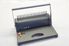 Peach Star Comb Binder bundle with assorted combs, boards & clear covers 