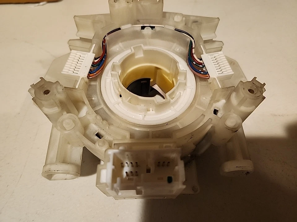 Nissan Altima 2002, 2003, 2004 volante reloj resorte Foto 4 de 4