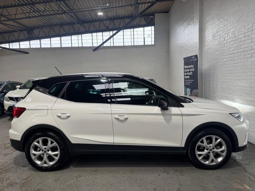2024 SEAT Arona 1.0 TSI FR Euro 6 (s/s) 5dr HATCHBACK Petrol Manual - Picture 17 of 24