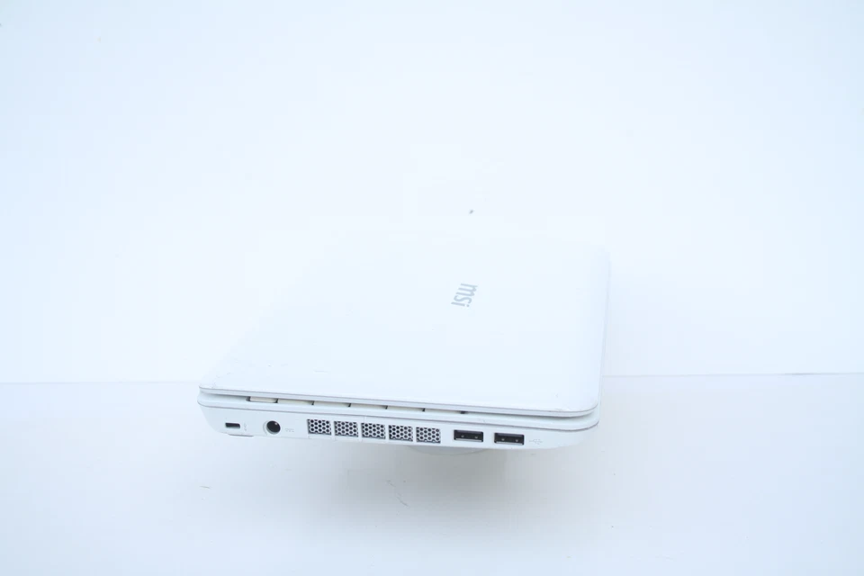 MSI White Wind U100 Laptop Intel Atom Windows XP *UNTESTED - Image 4 of 4