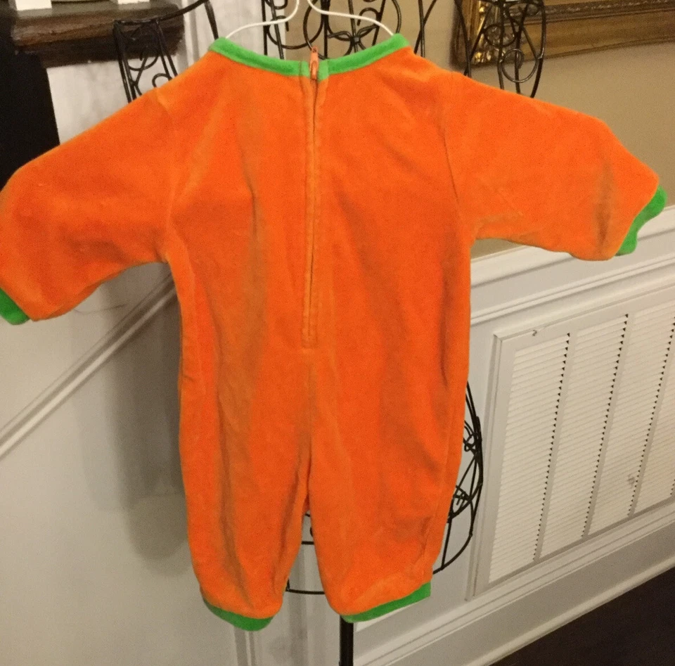 Disfraz de Halloween de felpa de una pieza de calabaza bebé lugar para niños talla 3-6 meses Foto 3 de 3