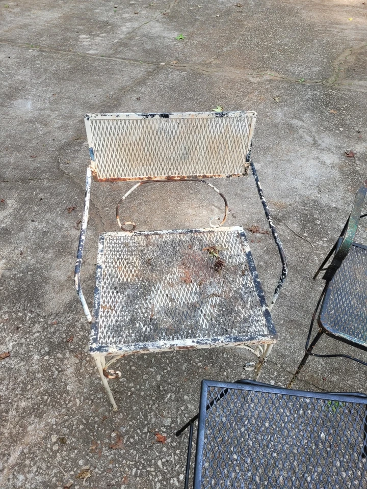 Juego de sillas de mesa de patio antiguas vintage de 3 piezas multicolores blancas y negras Foto 3 de 4