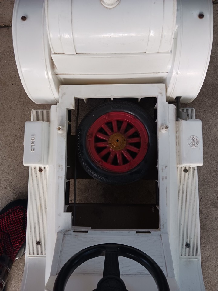 Vintage 1960s Marx Toys Stutz Bearcat Rideon Electric Battery Toy Car