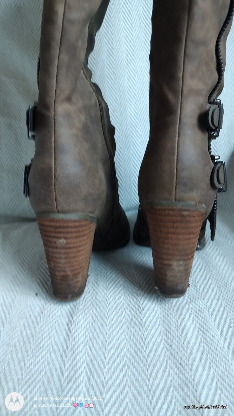 Very Cute Brown Faux Leather Boots With Zipper An… - image 17