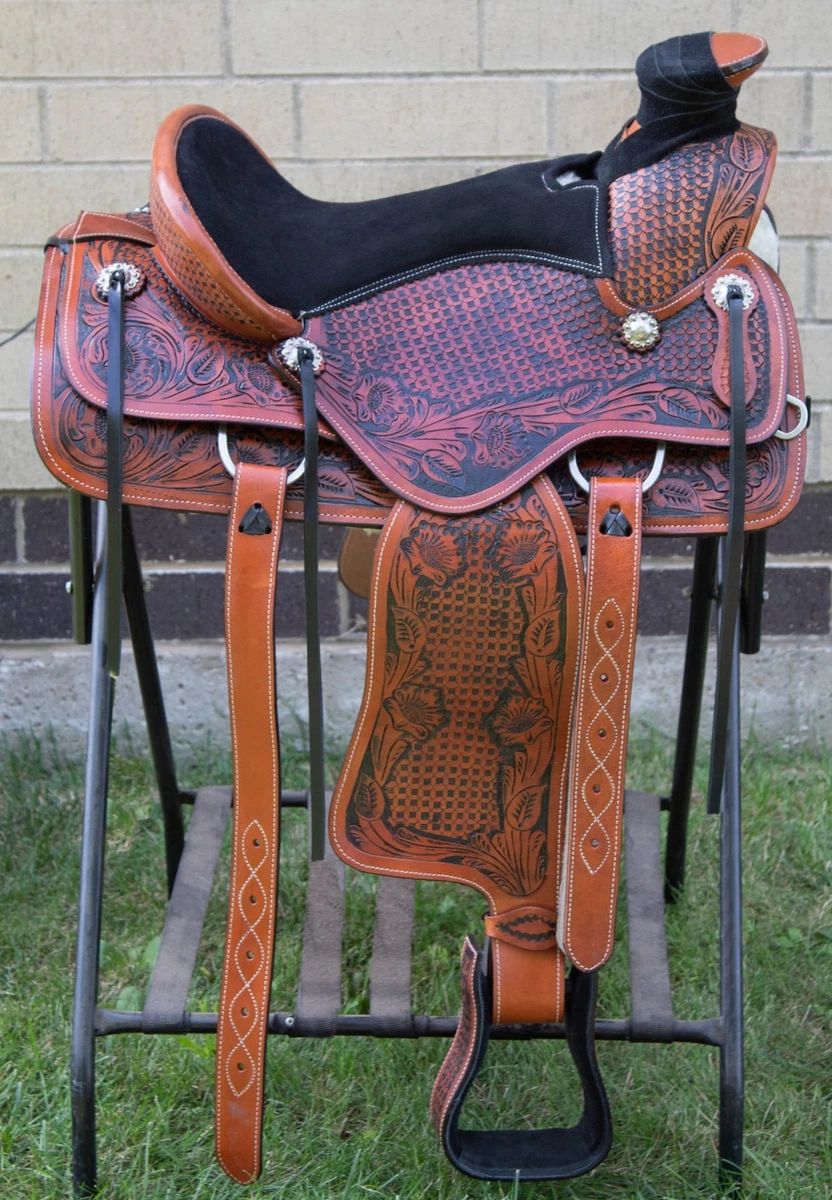 HORSE SADDLE WESTERN TRAIL ROPING RANCH WORK LEATHER TOOLED USED 15