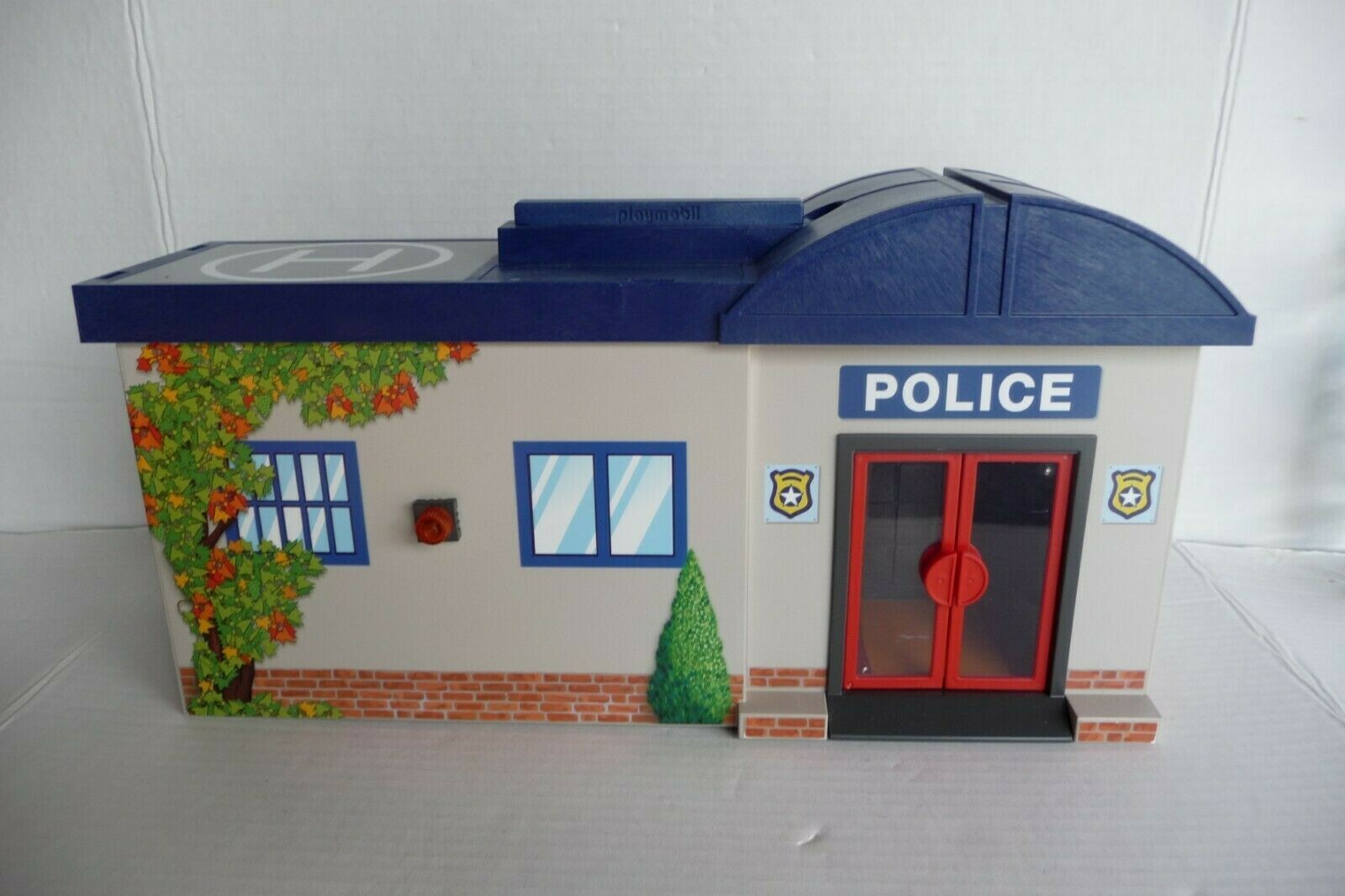 playmobil 5299 portable police station