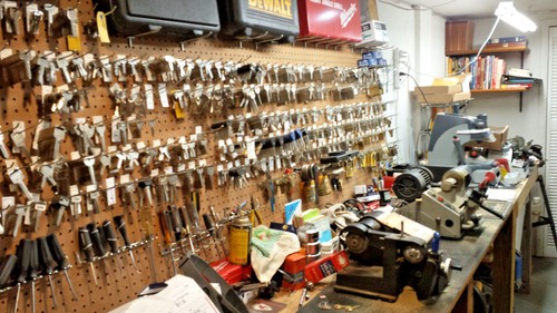 TOOL BOX KEYS DELTA HURD CONTICO KEYS CUT TO YOUR KEY CODE NEW KEYS GUARANTEEDD - Picture 8 of 11