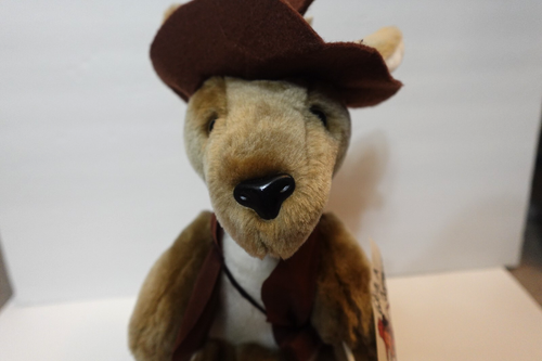 Australia Grab A Jumbuck Plush Kangaroo w/ Baby Joey (tags intact) - Picture 9 of 10