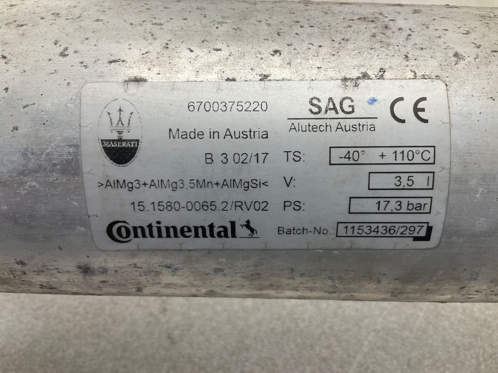 17-20 MASERATI Levante Rear Air Ride Suspension Tank Reservoir Pair OEM