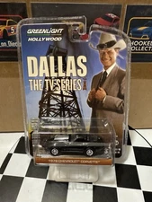 Greenlight Hollywood DALLAS THE TV SERIES 1978 CHEVROLET CORVETTE 1/64 Diecast