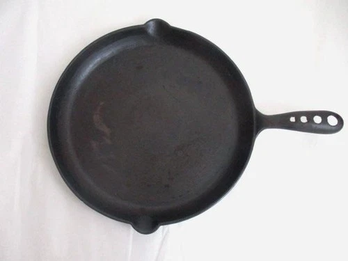 Rare Wagner Sidney O Cast Iron Skillet #9 MHS Script-4 Hole Handle-Smoke Ring