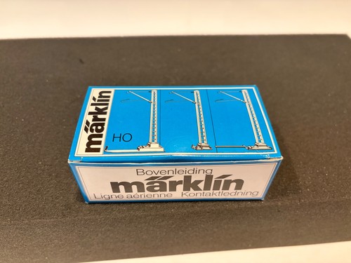 Marklin 7009 Overhead Line Catenary Masts (x10) - HO