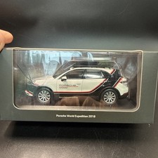 Porsche Cayenne World Expedition 2018 Porsche Experience 1:43 Minichamps