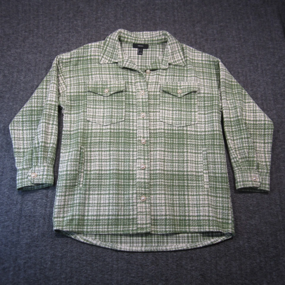 Camisa Forever 21 Shacket L Verde Blanco Cuadros Perla Botón Acogedora Glam Cabincore Foto 2 de 4