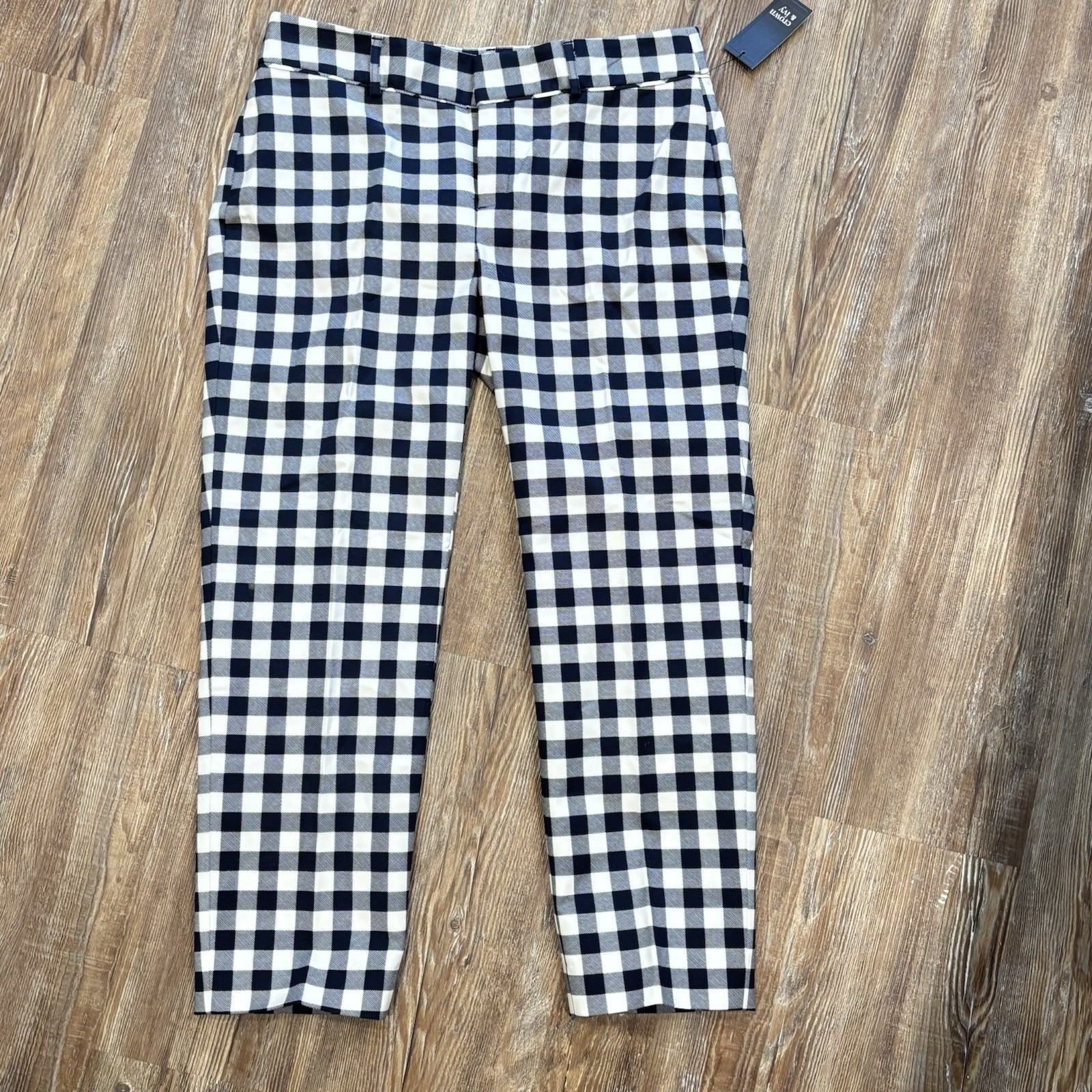 Crown & Ivy Women's Navy Blue Checked Capri Pants NWT Sz4