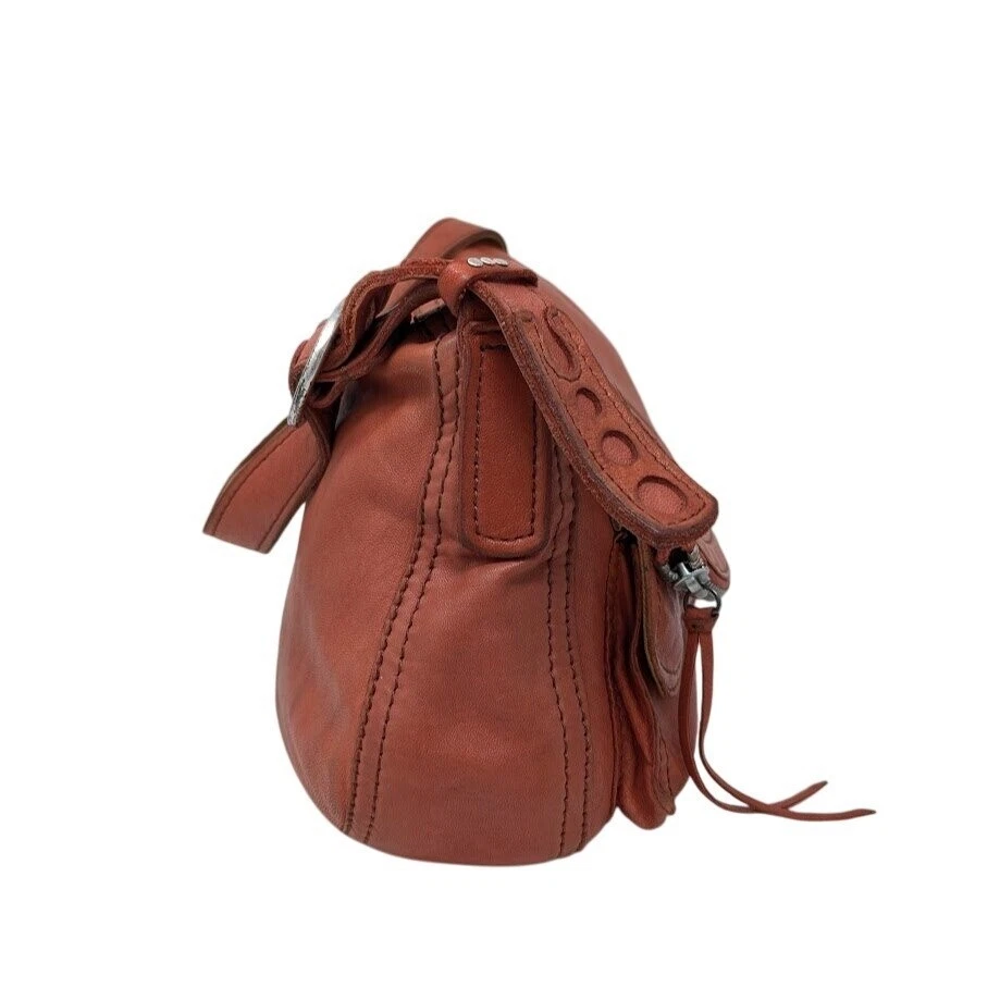Bolso Hobo Lucky Brand Stash Cuero Rojo Marrón Envejecido Solapa Bolsillo Boho Foto 3 de 4
