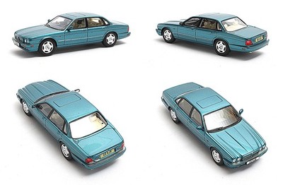 MATRIX SCALE MODELS Jaguar XJR X300 1994-1997 türkis 1:43 in OVP