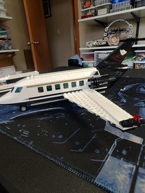 Used LEGO City Airport VIP Service 60102 with figs Incomplete 