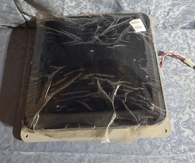Fantastic Fan W/ Smoke Lid Dometic