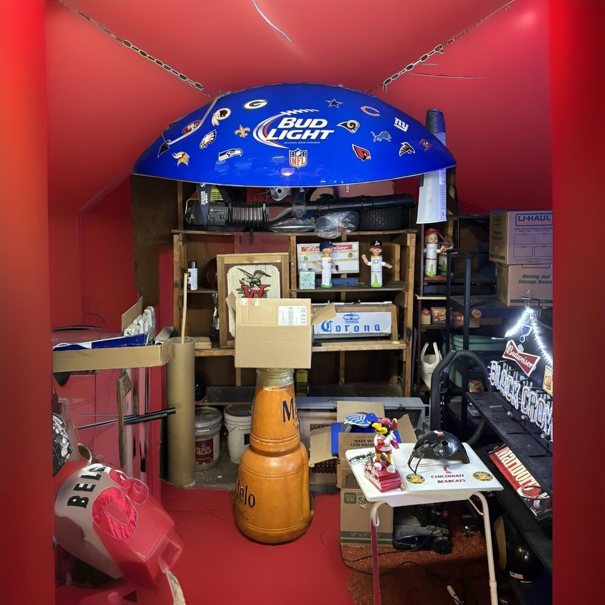 Bud Light beer Pool Table light up bar sign billiards man