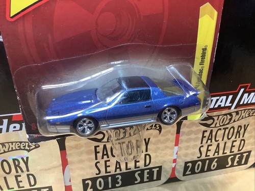 2010 Johnny Lightning 1994 Pontiac Firebird Blue FOREVER 64 Release 6 LR - Picture 2 of 4