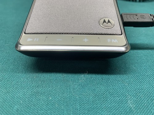 Motorola Roadster TZ710 In-Car Bluetooth Speakerphone + Charger (18H) - Photo 6 sur 13