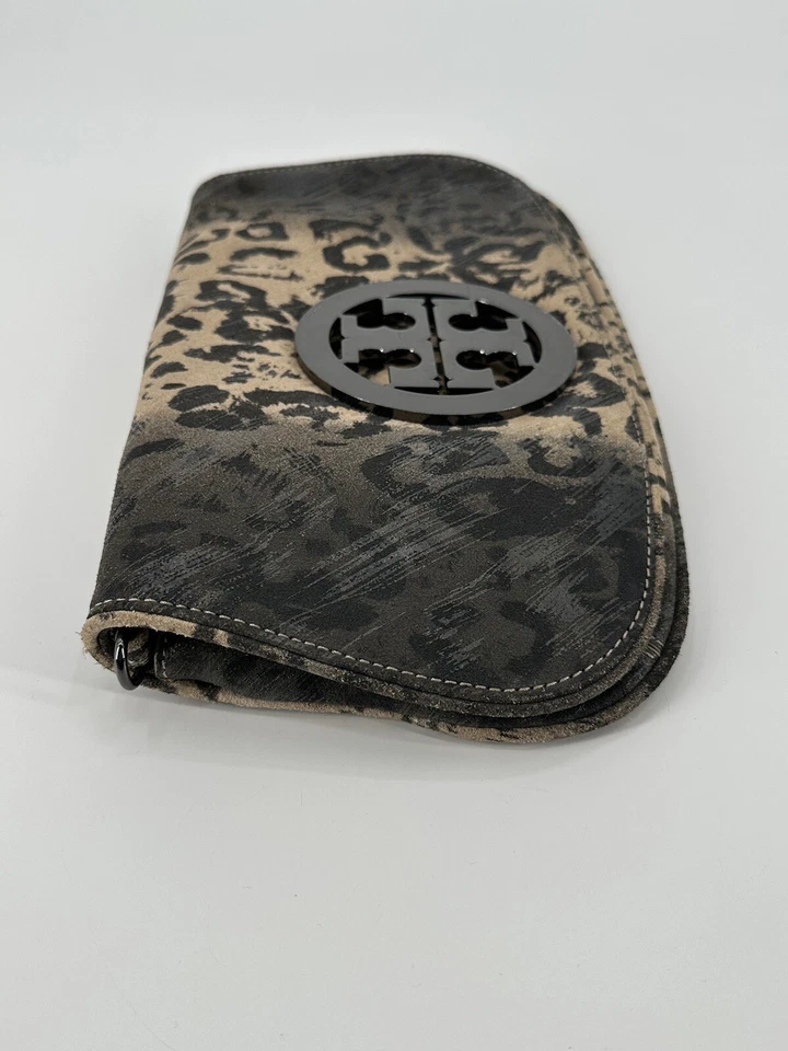 Tory Burch Amanda Logo Crossbody Bag Animal Print- Missing Strap - Image 3 of 4