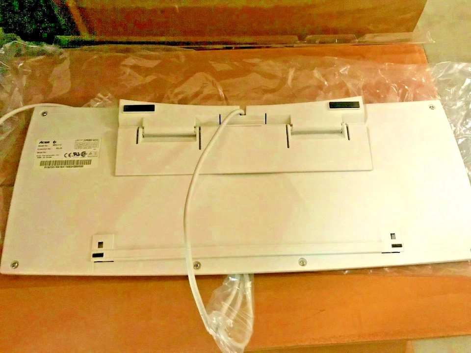 RARE NEW VINTAGE ACER 6511-C 105 KEYS WINDOWS PS2 KEYBOARD V DESIGN - BROWN BOX - Image 4 of 4